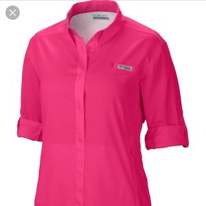Women’s Columbia omni- shade shirt